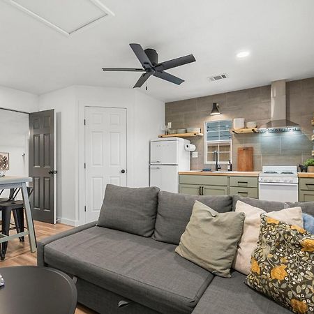 New! The Yellow Door- Downtown Wimberley W/ River Access Εξωτερικό φωτογραφία