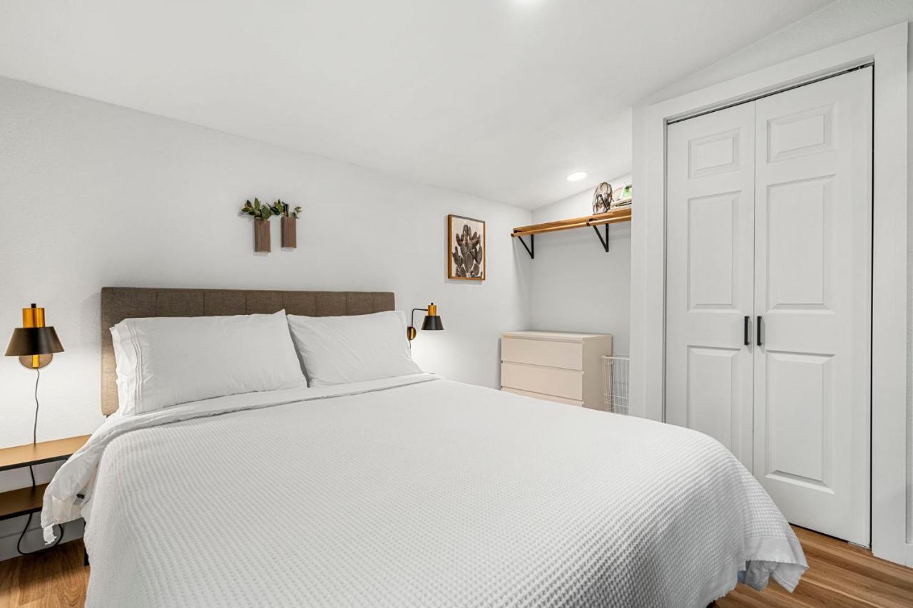 New! The Yellow Door- Downtown Wimberley W/ River Access Εξωτερικό φωτογραφία