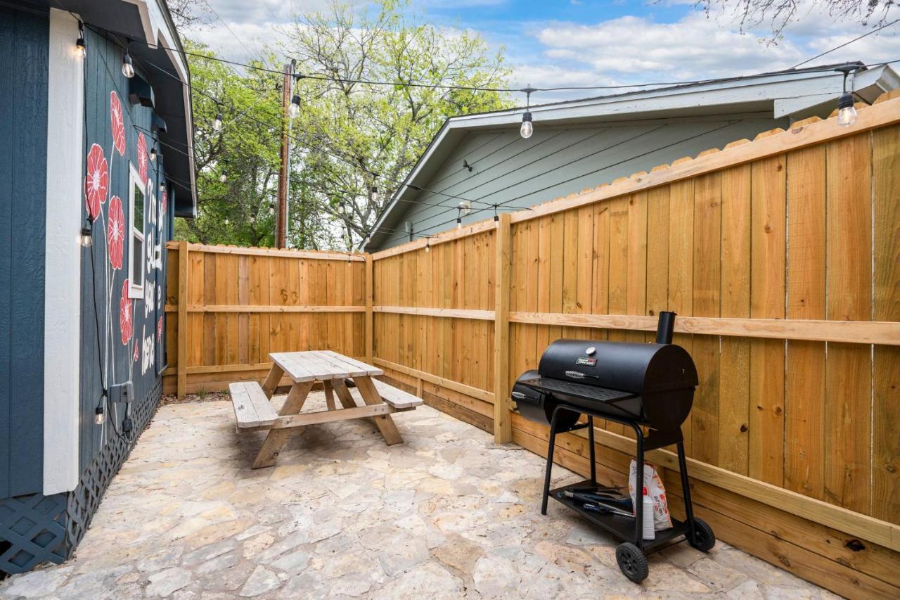 New! The Yellow Door- Downtown Wimberley W/ River Access Εξωτερικό φωτογραφία