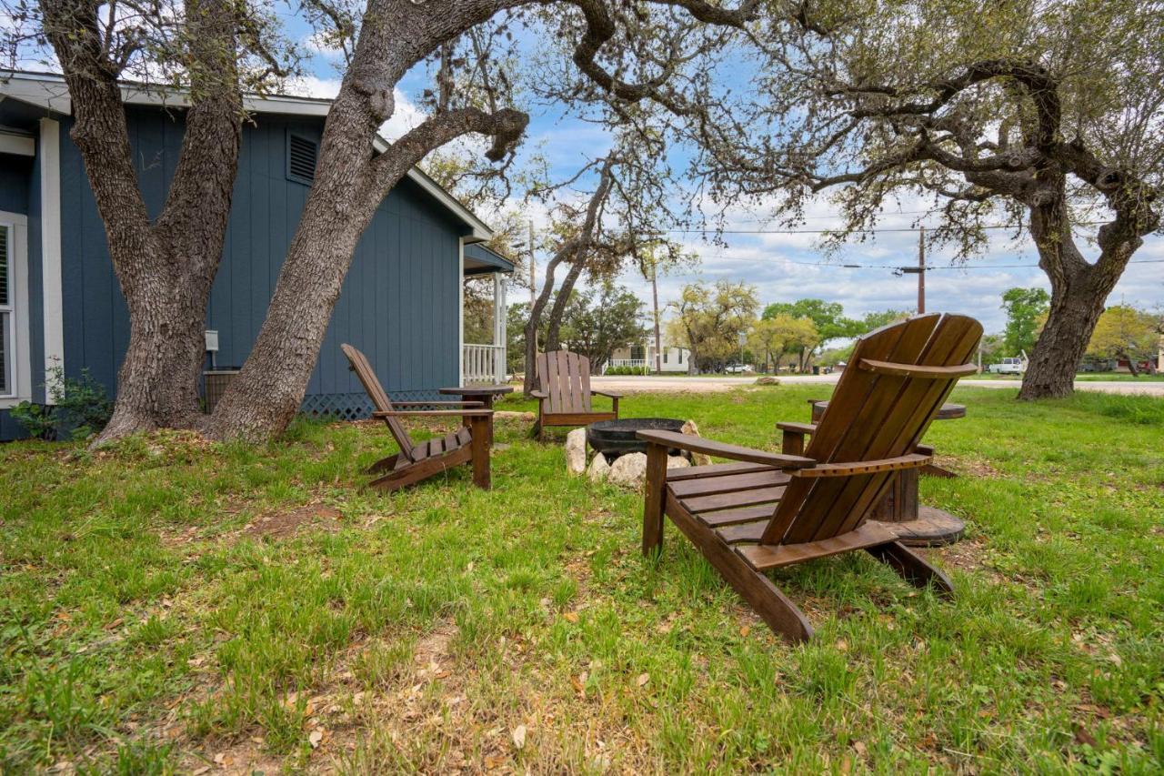 New! The Yellow Door- Downtown Wimberley W/ River Access Εξωτερικό φωτογραφία