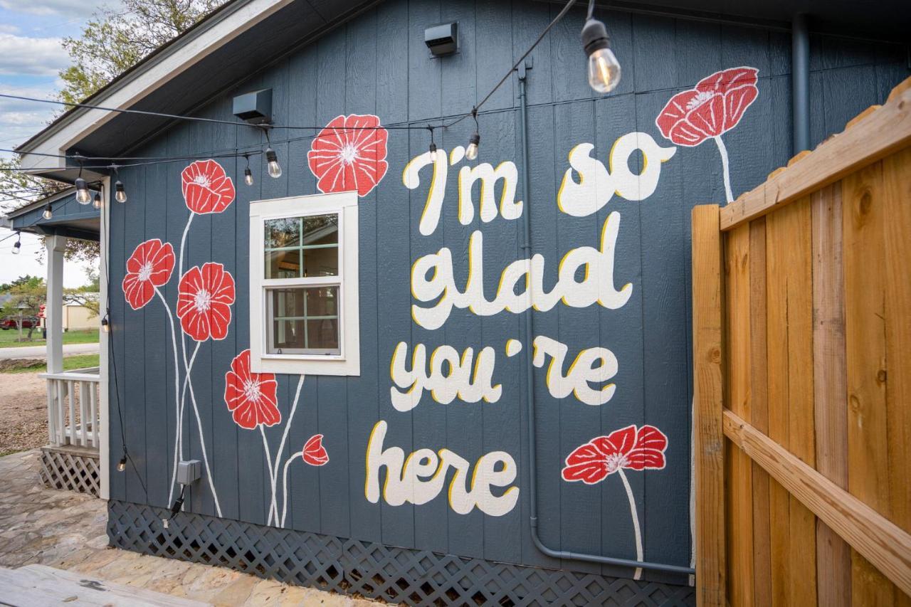 New! The Yellow Door- Downtown Wimberley W/ River Access Εξωτερικό φωτογραφία
