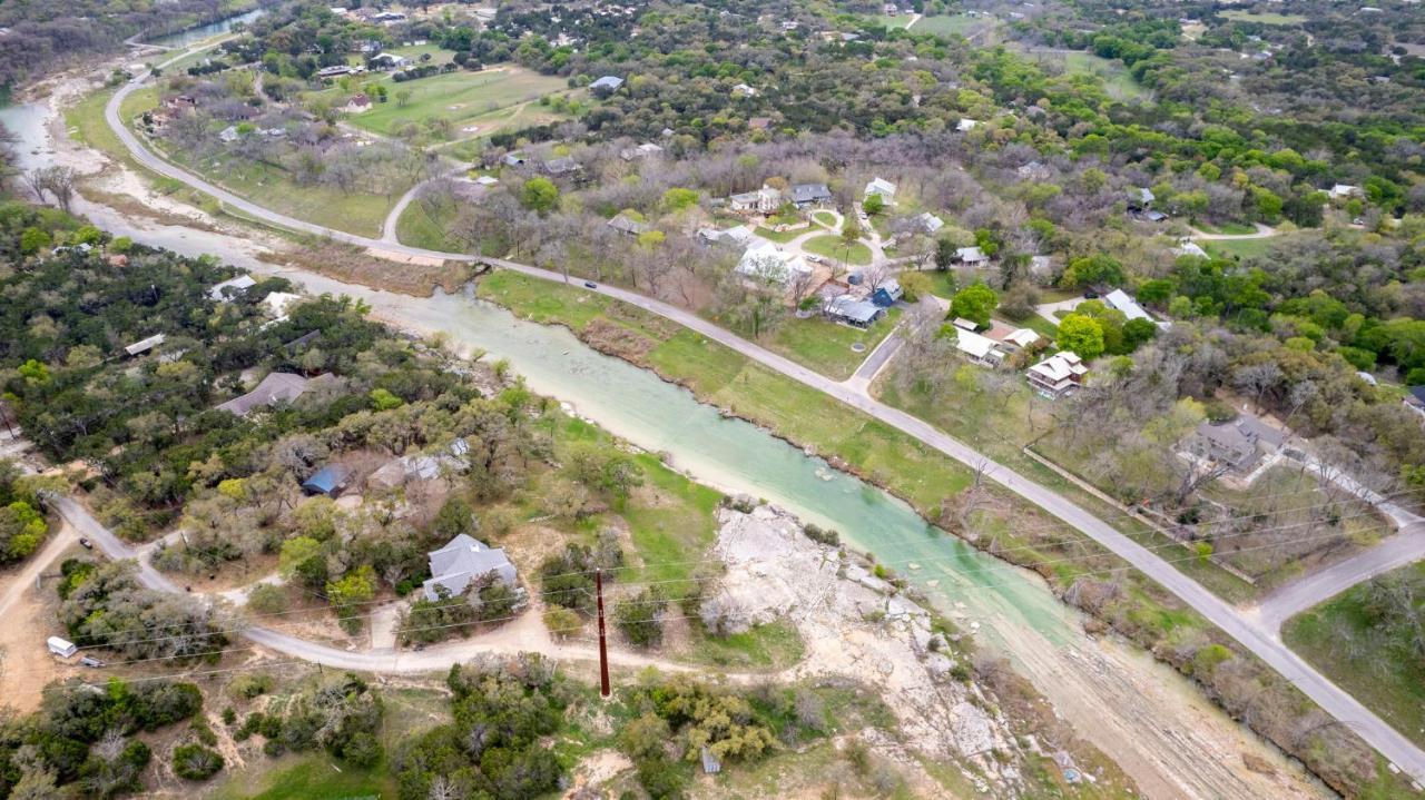 New! The Yellow Door- Downtown Wimberley W/ River Access Εξωτερικό φωτογραφία