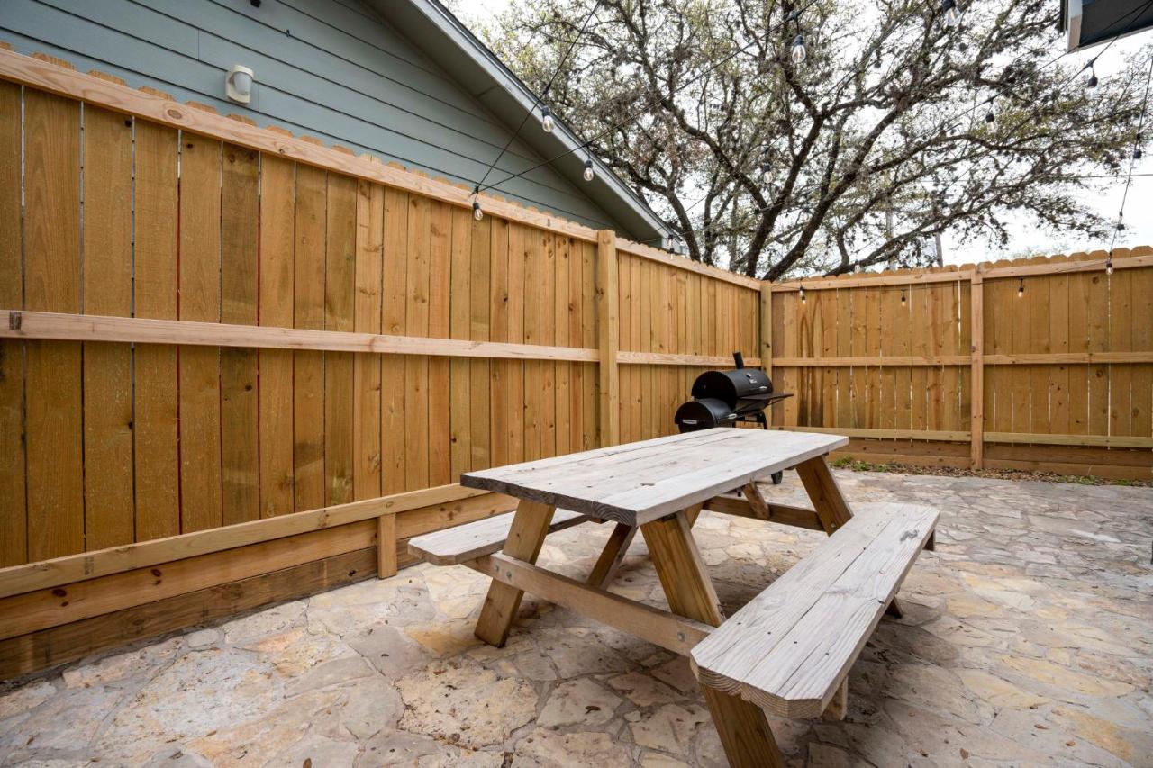 New! The Yellow Door- Downtown Wimberley W/ River Access Εξωτερικό φωτογραφία